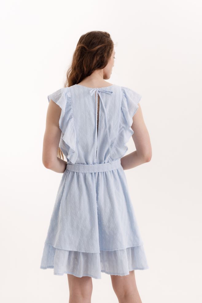 Блакитна сукня з воланами і відкритою спинкою на зав'язках з мереживної бавовни